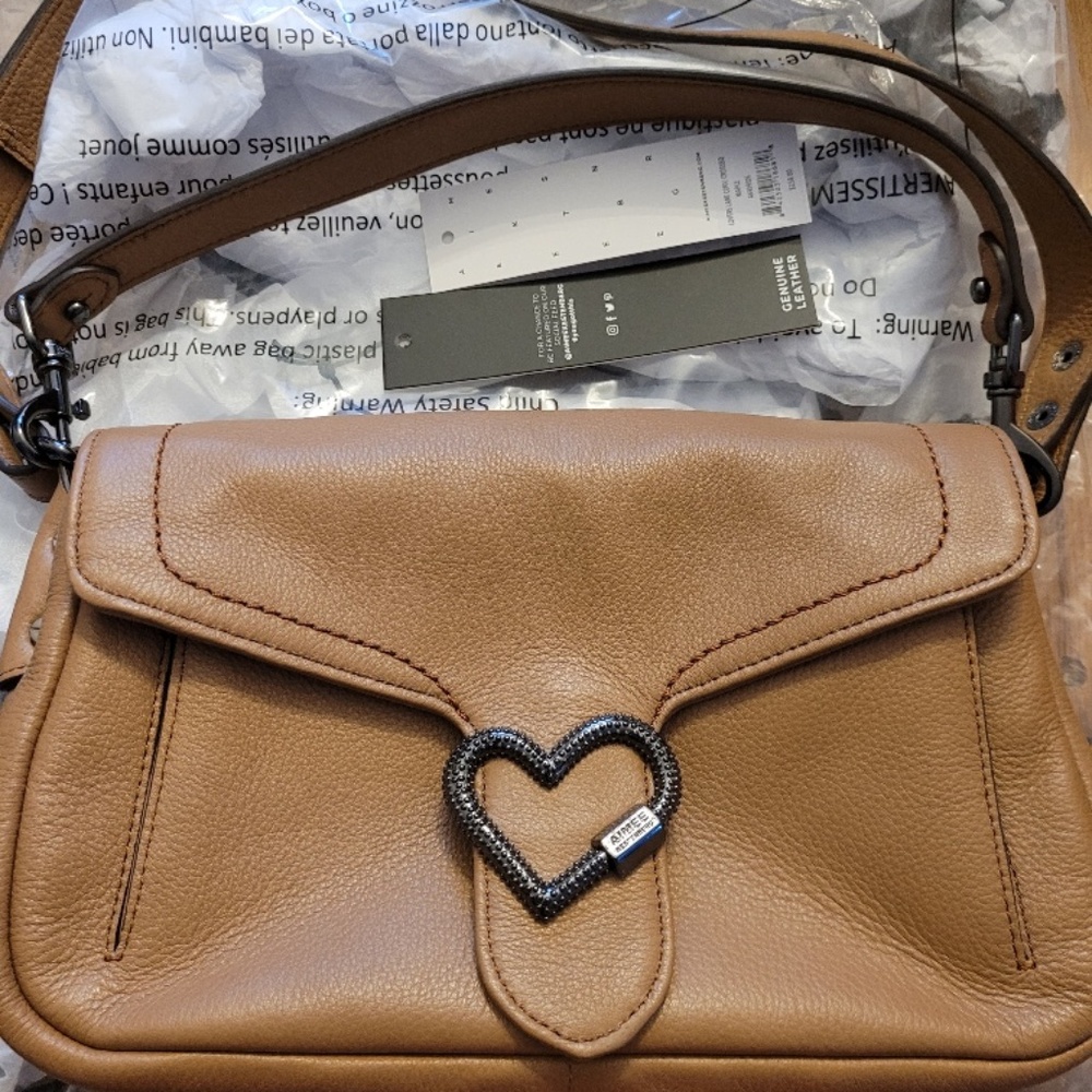 EUC Lovers Lane Convertible Crossbody Aimee Kestenberg